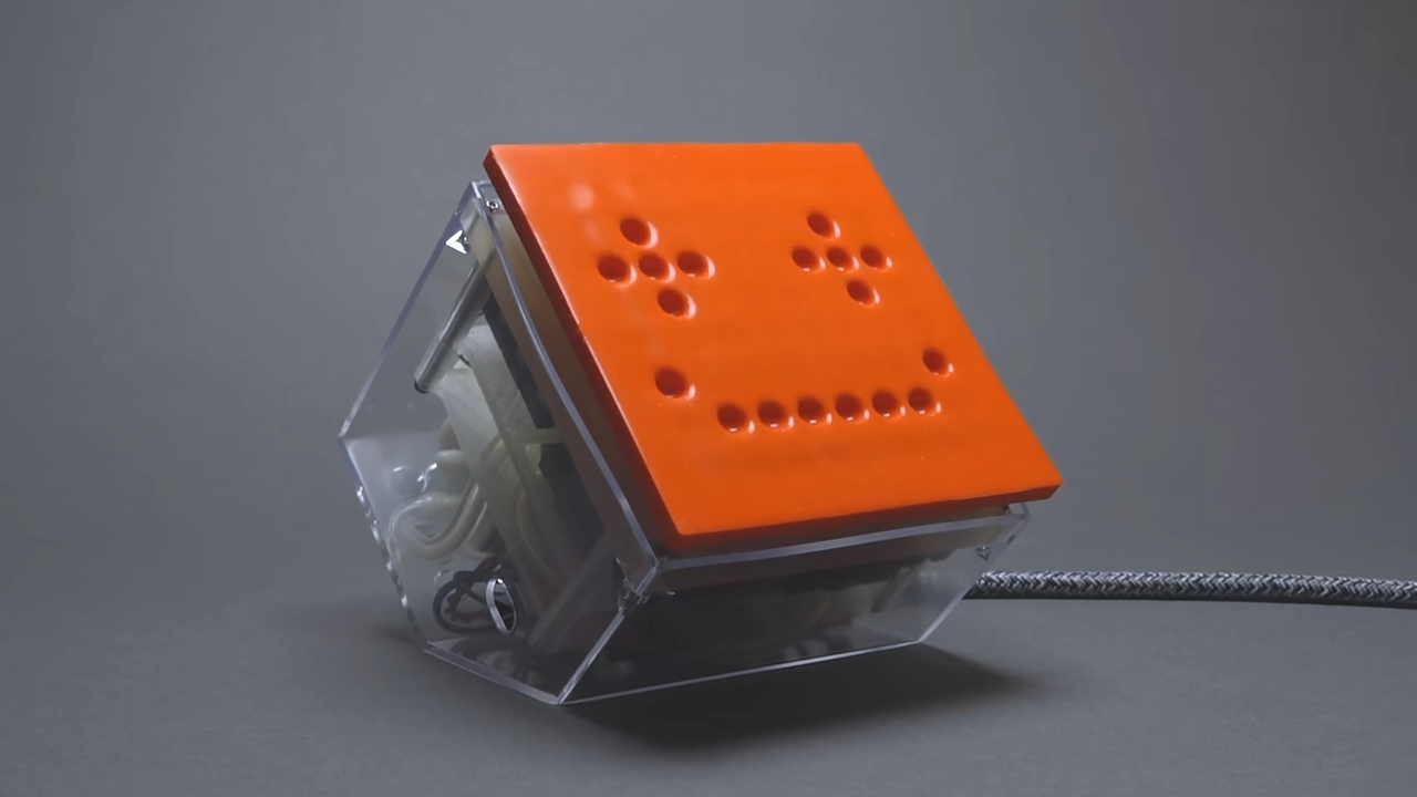 LEDの代わりに「空気」で描く!? 真空とシリコーンで動く64ピクセルディスプレイが登場
